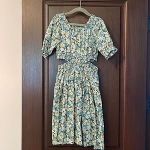 Floral Zara cut out girls dress. NWT size 7